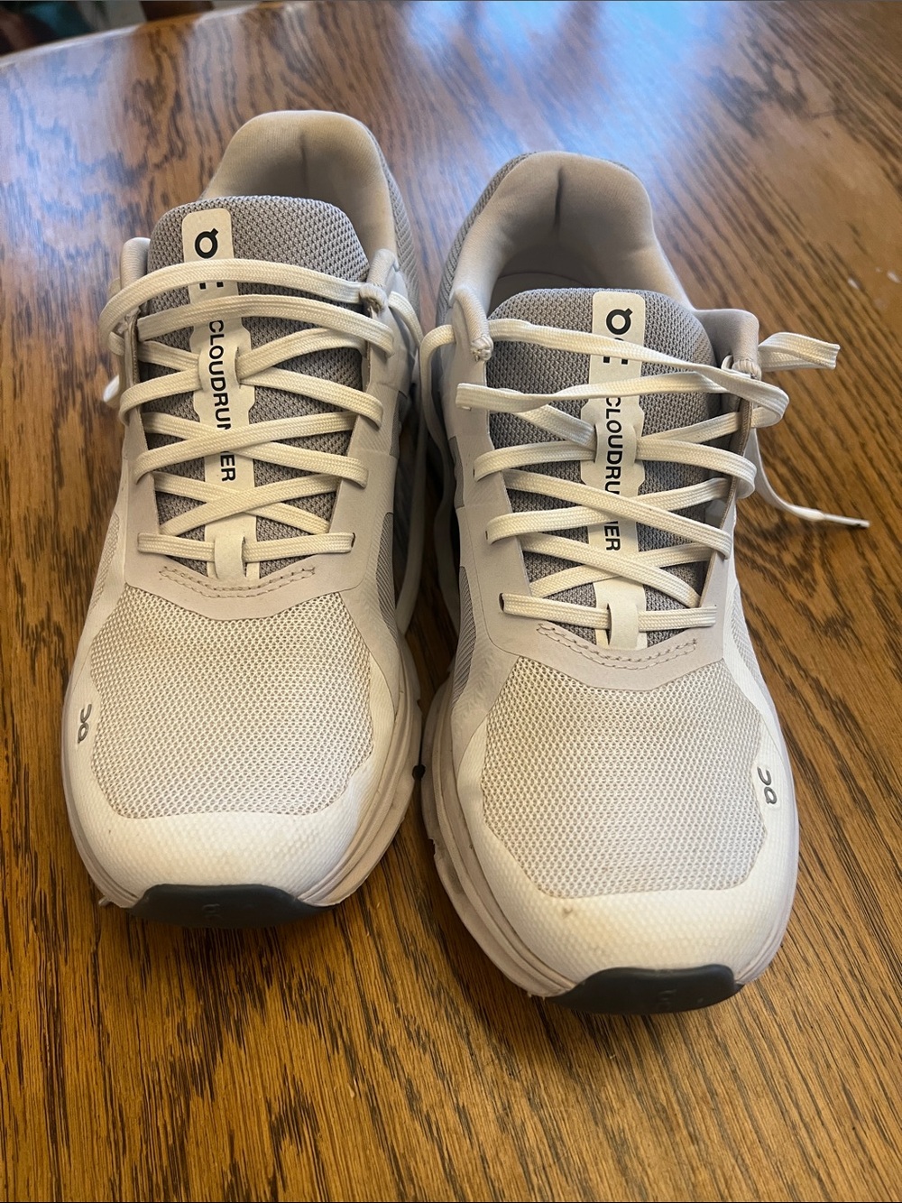 On Running Womens Cloudrunner Athletic Shoes - Light Gray/White